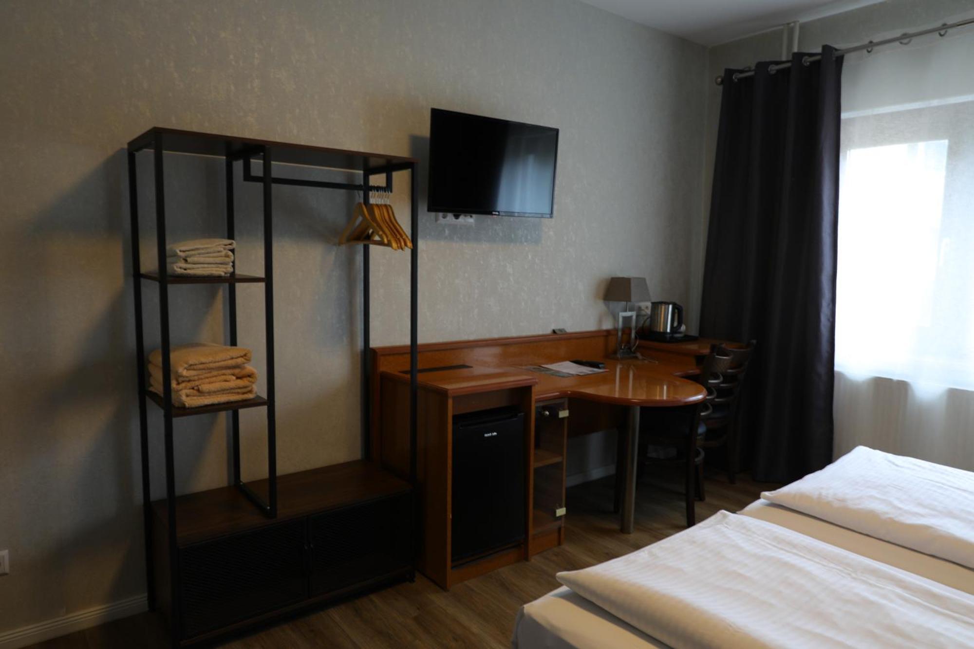 Hotel Pirol — Fotos 1